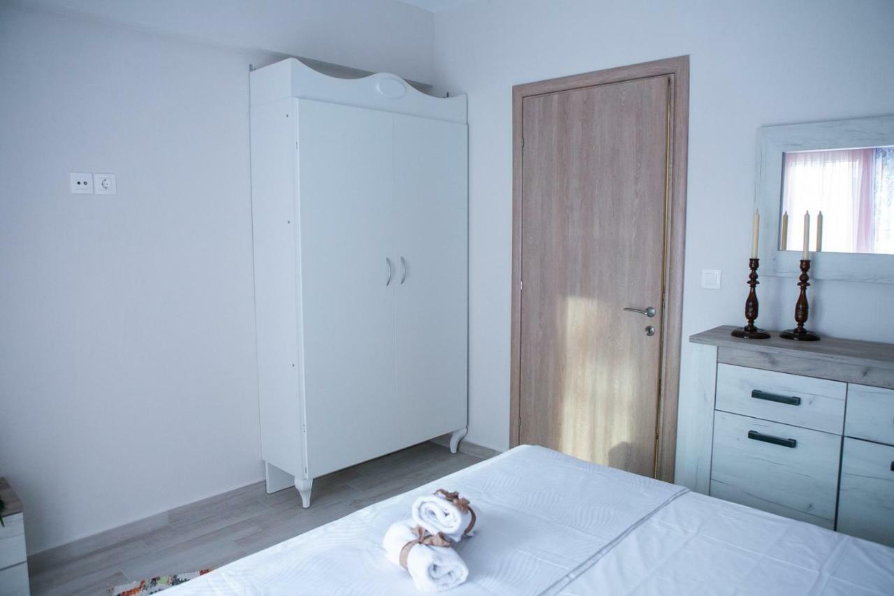 Apartmán Anna Nikiti  Exteriér fotografie